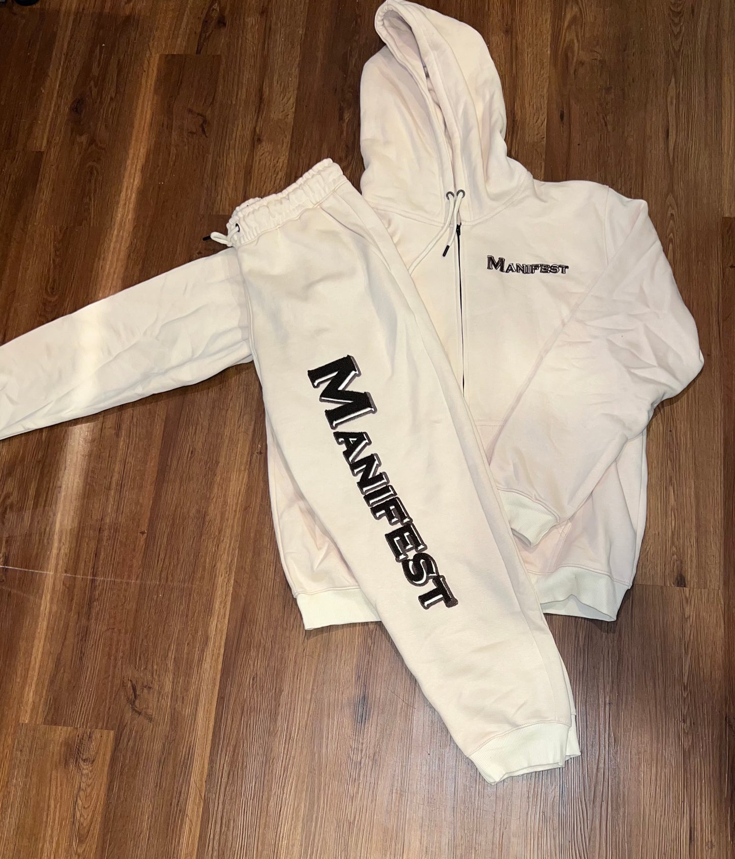 Manifest Cream n chocolate full zip up jogging set